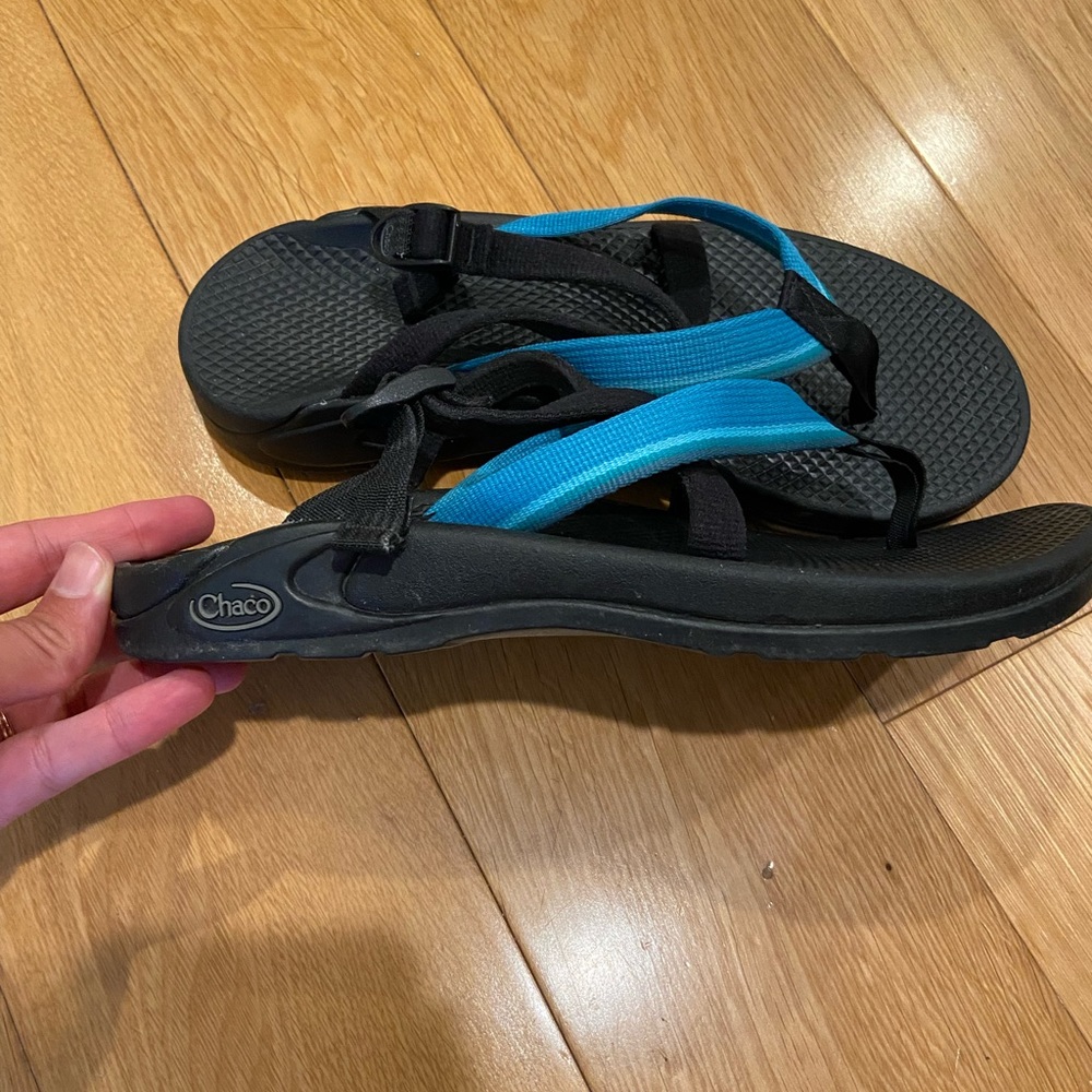 Chaco’s Hipthong - Size 9